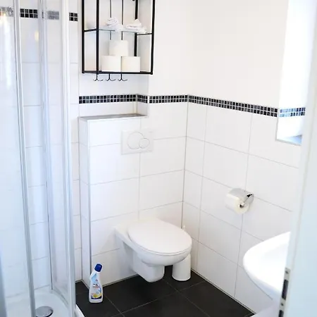 Апартаменты Am Seewald Меккенбойрен